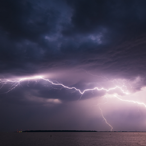 السعودية | لأول مرة هذا الموسم .. أمطار محتملة في 6 مناطق نهاية الأسبوع