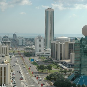 الإثنين: أجواء صيفية هادئة نهاراً ورطوبة عالية أثناء الليل