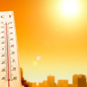 الرياض | الظل يدخل مرحلة شبه الإنعدام اليوم ومخاطر الإجهاد الحراري وضربات الشمس سترتفع