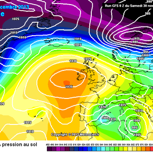 منخفض عميق وسط المتوسط، ما تأثيره على الجزيرة العربية؟
