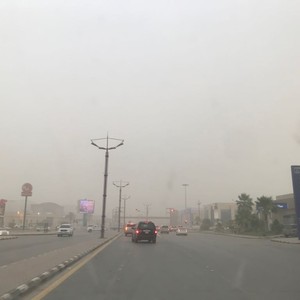 أتربة مثارة وغبار متوقع على حفر الباطن والرياض يومي الثلاثاء والأربعاء