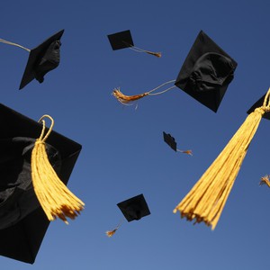 أسماء الطلبة الأوائل في الثانوية العامة للدورة الشتوية