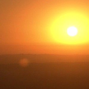  كتلة هوائية حار و جافة تؤثر على البلاد الاحد 