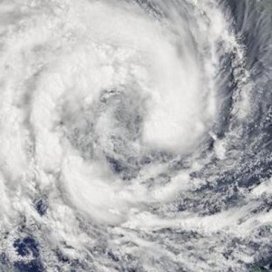 لماذا يتم تسمية العواصف والأعاصير في بحر العرب؟