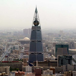 منخفض الهند الموسمي يتعمق داخل المملكة وتغيرات في حالة الطقس