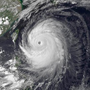 اليابان وتايوان على موعد مع إعصار قوي