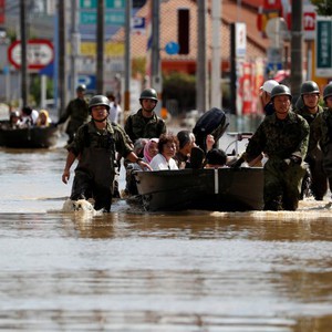 بسبب الأمطار الغزيرة...  أوامر بإخلاء 230 ألفاً في اليابان
