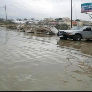 الأردن | إخلاء 40 وافدًا داهمتهم الأمطار في الأغوار الجنوبية