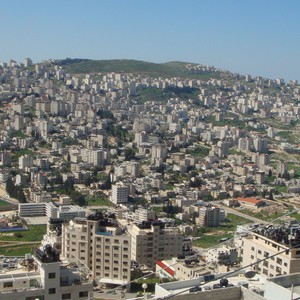 طقس الجمعة أقل برودة من المُعتاد وعودة احتمالات الأمطار عصر يوم السبت