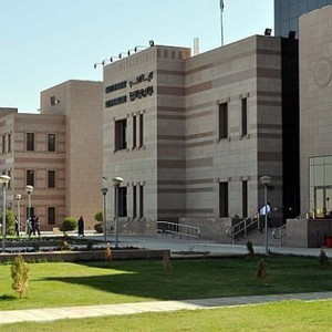 وفاة سعودية داخل جامعة رفضت قبول ابنتها الحاصلة على 99.85% بكلية الطب