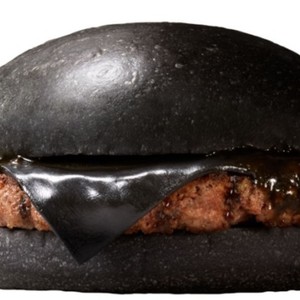 اليابان: وجبة جديدة باللون الأسود في مطاعم برجر كنج