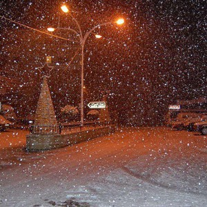 إقفال المدارس الرسمية و الخاصة في لبنان يوم الأربعاء بسبب العاصفة المنتظرة