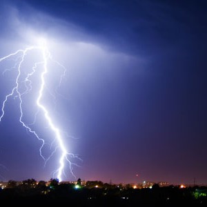 متى ستصل الأمطار إلى مدينة دمشق ؟ وما هو نصيبها من الحالة القادمة ؟