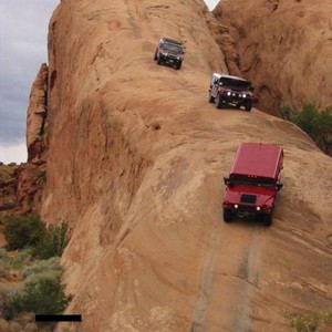 بالصور .. من أخطر طُرق العالم على الاطلاق   