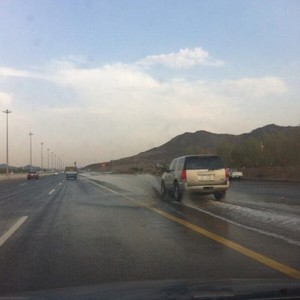 سحب رعدية ماطرة  اليوم على مكة المكرمة ومرتفعاتها 