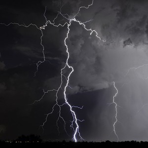 مرتفعات الطائف والمدينة المنورة.. زيادة فرص الأمطار الرعدية اعتبارًا من الثلاثاء