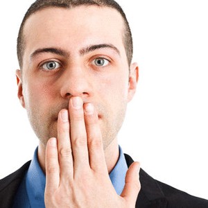 نصائح هامة للتخلص من رائحة الفم في نهار رمضان