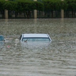 عندما غرقت الرياض قبل 3 أعوام – شاهد صور فيضانات الرياض 2010 