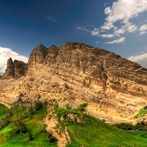 أجواء حارة الخميس وتشكل للسحب فوق عدّة مناطق جبلية وداخلية