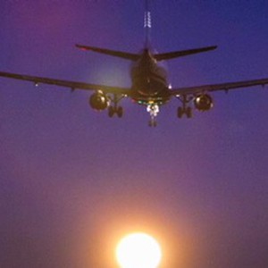 تحويل مسار عدد من الطائرات القادمة إلى الرياض لمدن أخرى بسبب الغبار