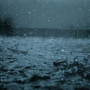 زخات رعدية من المطر مُحتملة في بعض المناطق الإثنين 