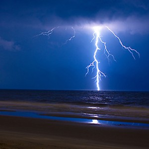 الاحد : أمطار غزيرة على منطقة الرياض وأجزاء واسعة من البلاد