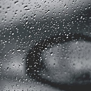 إرشادات لقيادة آمنة خلال الحالات المدارية