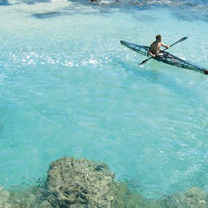 بالصور.. "قوارب الكاياك" الشفافة للاستمتاع بمشاهدة ما تحت سطح الماء 