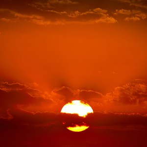 درجات حرارة عظمى أربعينية في أغلب مناطق البلاد اعتباراً من الأحد وحتى الثلاثاء