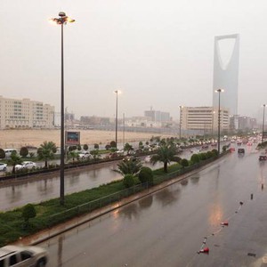 الرياض هذا الأسبوع | ارتفاع تدريجي على الحرارة وفرصة الأمطار تعود يوم الأربعاء 
