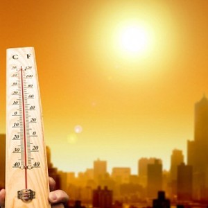 السعودية - النشرة الشهرية | طقس شديد الحرارة وتحسن تدريجي لفرص الأمطار  في أغسطس