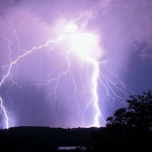 السعودية | استمرار فرص الأمطار الرعدية على مرتفعات جنوب غرب السعودية خلال عطلة نهاية الأسبوع