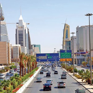 طقس مستقر السبت وفرصة لزخات محدودة من المطر الأحد 