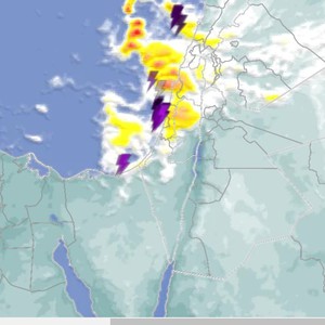 اللهم الطف بأهل الخيام.. طقس شديد البرودة في غزة مع هطول الأمطار على فترات هذه الأثناء