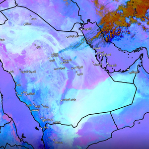 السعودية | الإقمار الإصطناعية ترصد موجة الغبار والرؤية الأفقية تنخفض في الإحساء إلى 100 متر!