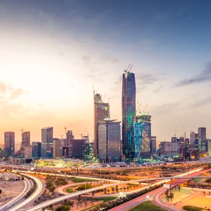 السعودية | طقس مستقر في أغلب المناطق يوم الأحد واحتمالية الغبار واردة غرباً