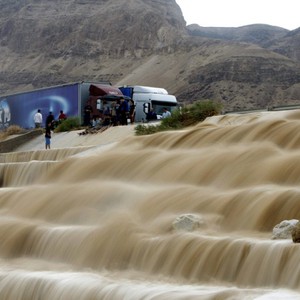 سيول وامطار الأردن تُعيد لذاكرة الأردنيين فيضان معان المدمر 1966م