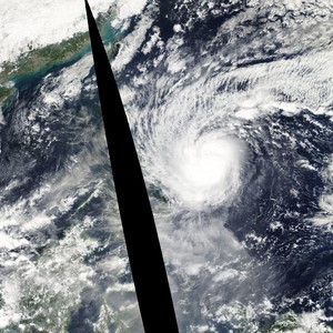 الإعصار Kammuri يتطور للدرجة الثالثة في طريقه لجزر الفلبين