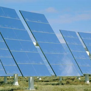 سلطنة عمان تبني أكبر محطة للطاقة الشمسية في العالم