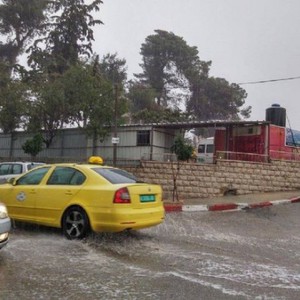 كتلة هوائية باردة من أصل قطبي تؤثر على البلاد يوم الجمعة