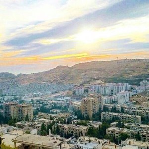 أجواء مُعتدلة إلى مائلة للحرارة خلال عطلة نهاية الأسبوع