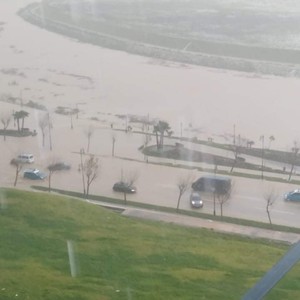 فيضانات كارثية تجتاح مدينة تطوان المغربية 