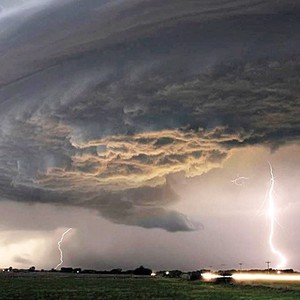 العراق | على الرغم من الأجواء الحارة المتوقعة مُراقبة حالة ربيعية ماطرة تجلب الأمطار الرعدية الأسبوع القادم