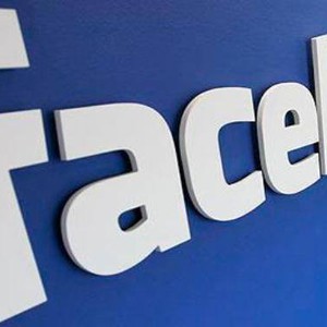  الفيس بوك يتوقف عن العمل بشكل مفاجئ في مُختلف مناطق العالم 