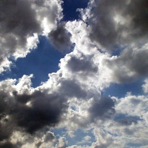 الاثنين | انخفاض اضافي على الحرارة وفرصة الامطار تبدأ ليلاً بدءاً من الشمال