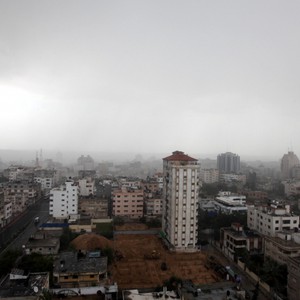 فرصة لبعض زخات المطر ما بين مساء الثلاثاء وظهر الأربعاء وانخفاض كبير على الحرارة