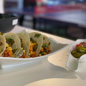 طريقة تحضير دجاج التنغا تاكوز