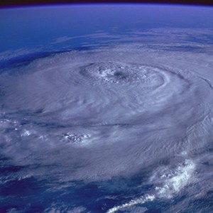 هاواي تستعد لإعصار خوليو الأكثر قوة