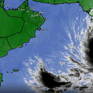 هام | الأرصاد العُمانية تصدر التقرير رقم 2 حول تطورات الإعصار المداري تاو تي في بحر العرب