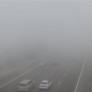 تنبيه من تشكل الضباب في مناطق محدودة من الشرقية وسواحل الخليج ليلاً